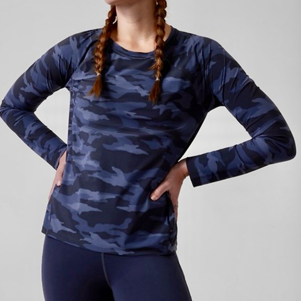 Athleta Navy Camo Long Sleeve Shirt